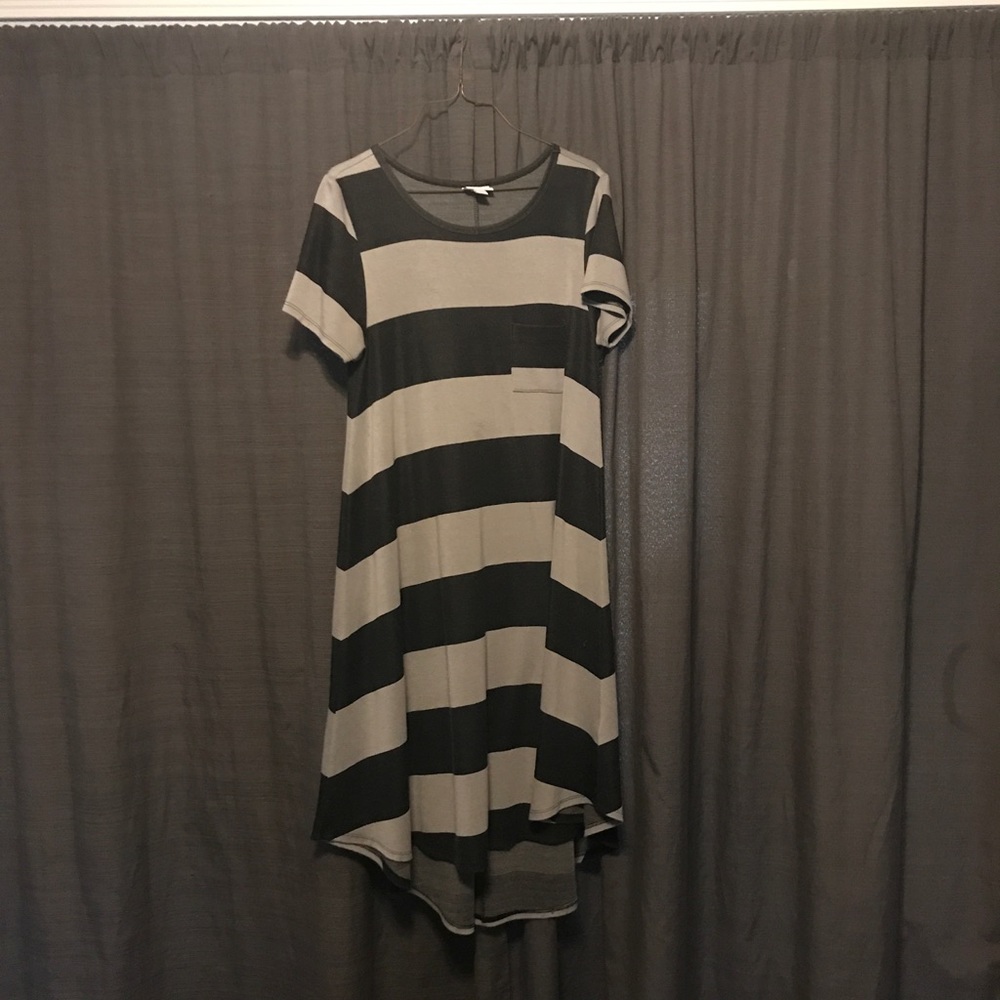Lularoe Carly