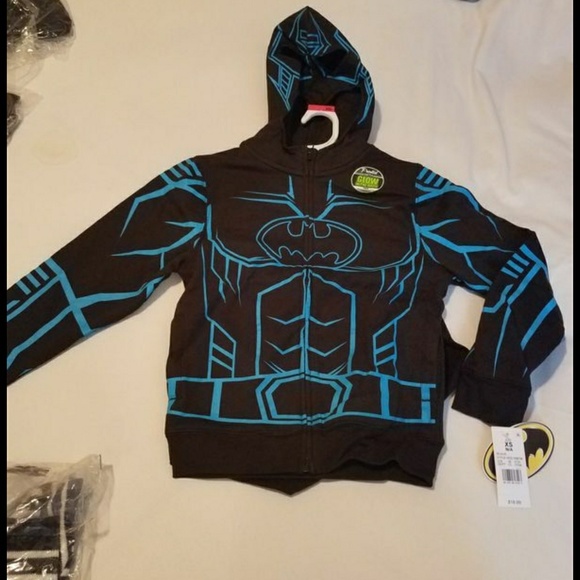 ﻿ Boys Batman Glow-in-Dark Jacket w/hood - Picture 1 of 1