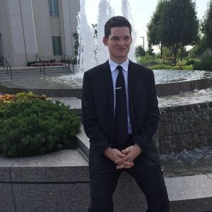 Meet your Posher, Kendall