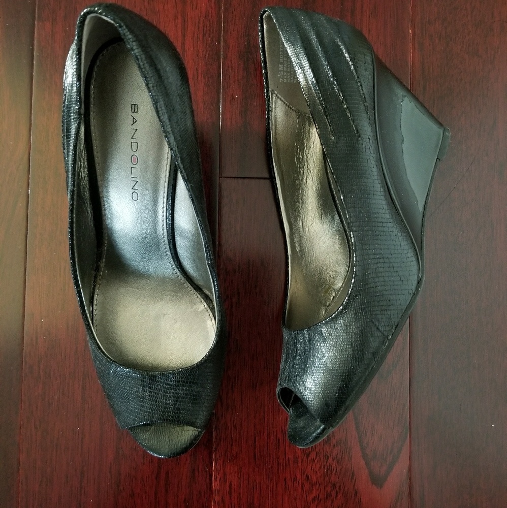 Bandolino Peep Toe Wedges