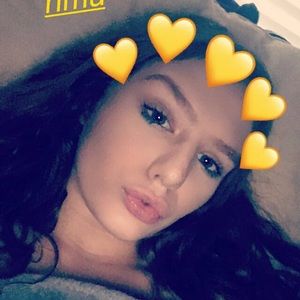 Meet your Posher, April