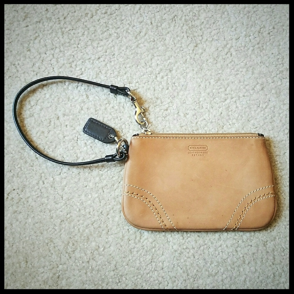 Coach Leather Wristlet Dark Brown/Saddle