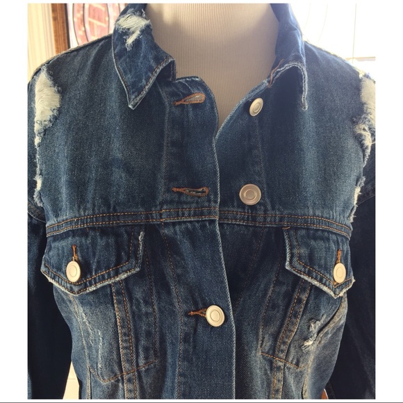SOLD ON POSHMARK! Oversized Distressed Denim JKT - Picture 6 of 8