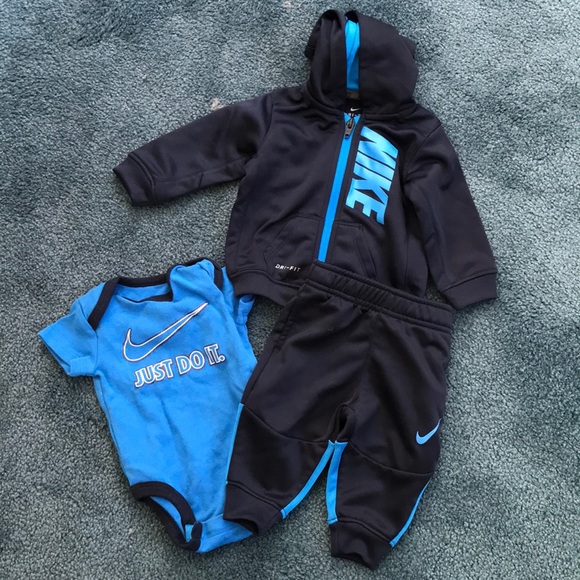 infant nike outfits boy