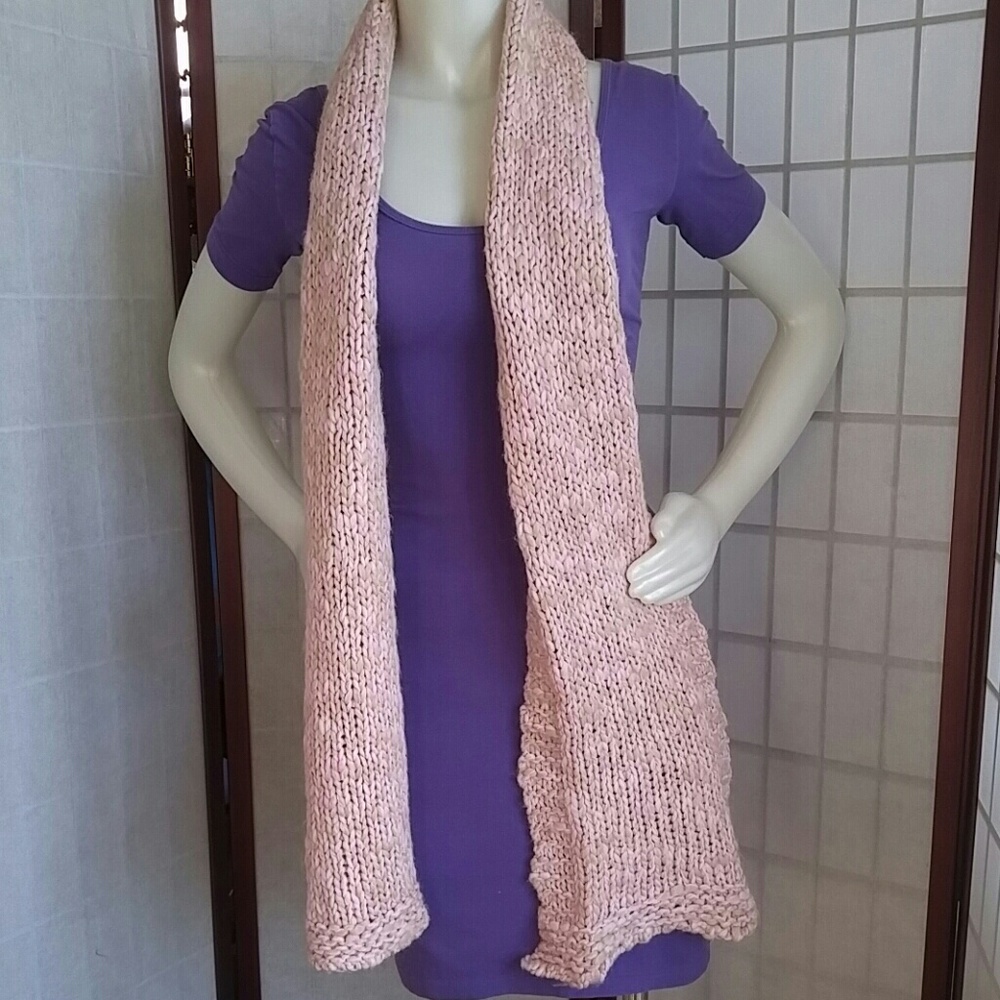 Scarf - Picture 5 of 8