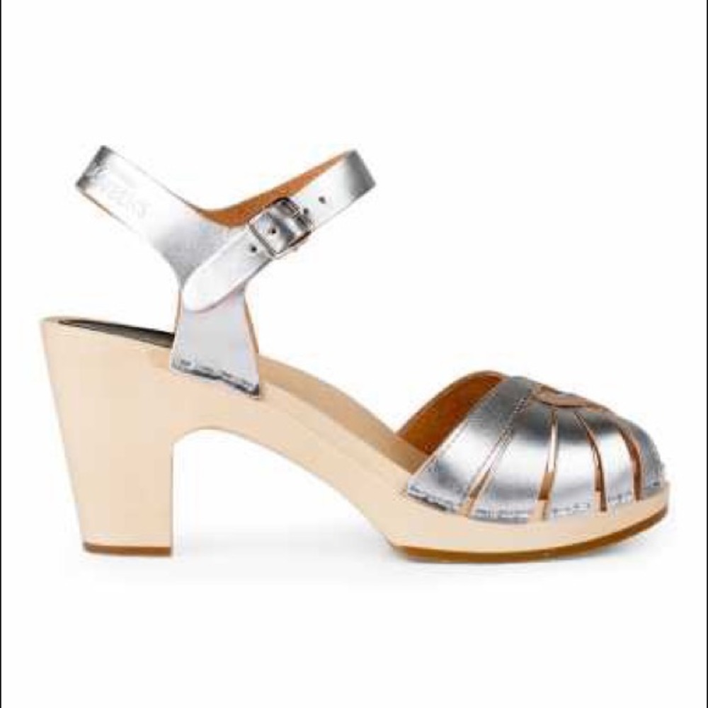 Swedish Hasbeens Silver "Frederica" EU38 US8