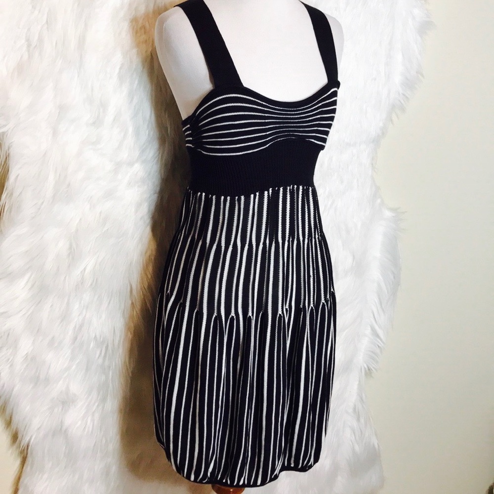 Armani Exchange Black & White Dress - Picture 3 of 8