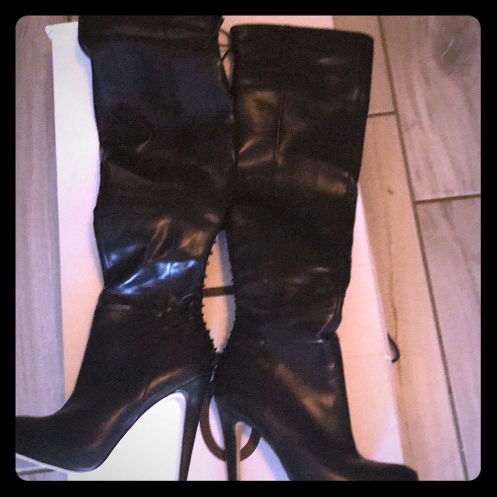 Tall black Aldo boots