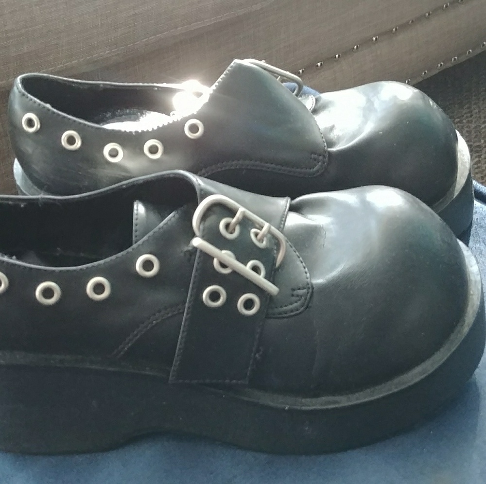 Goth punk lolita shoes with buckles