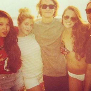 Meet your Posher, Caroline