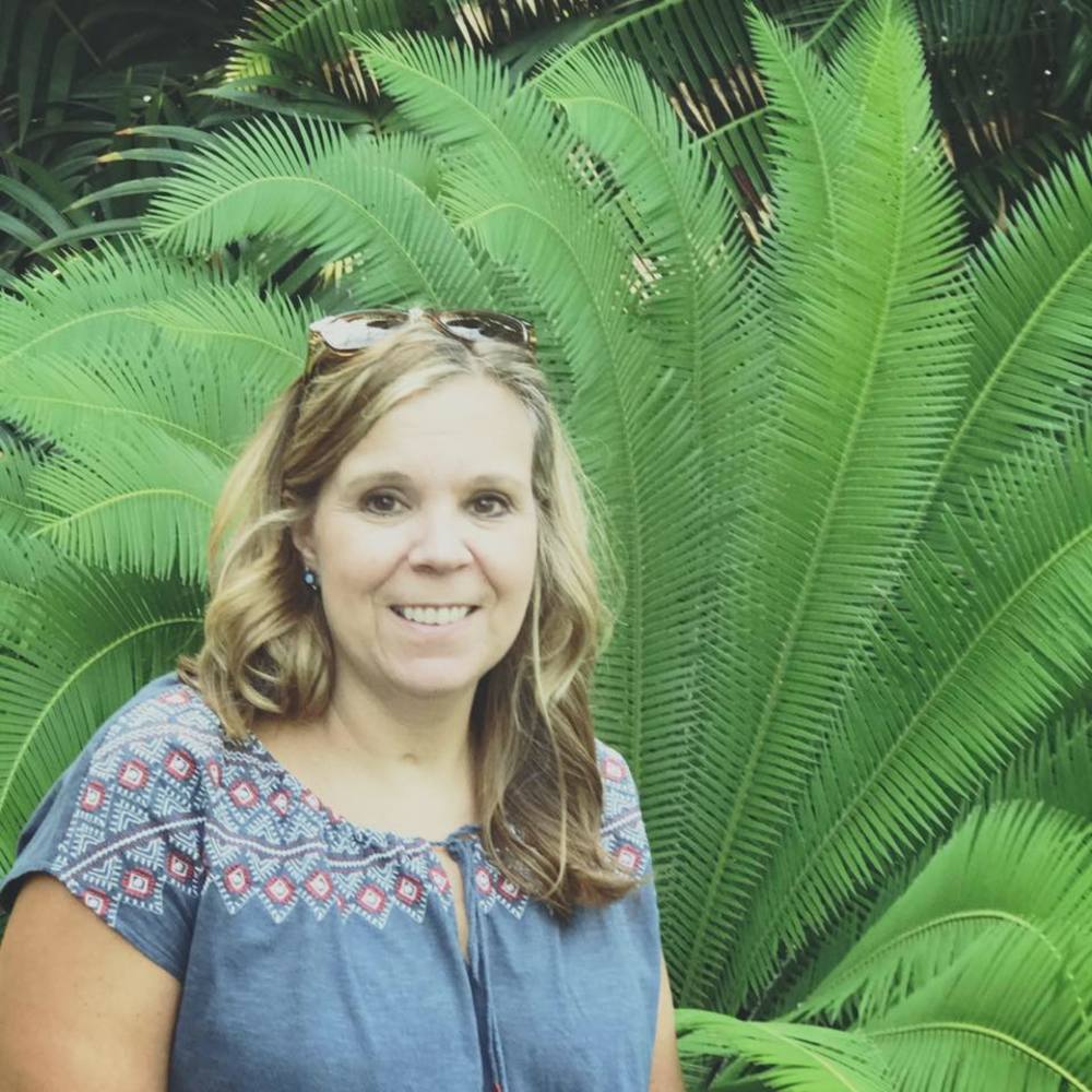 Meet your Posher, Debbie