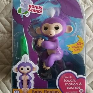 Fingerlings Purple Monkey "Mia" NIB, In Hand, RTS