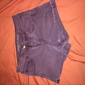 AMERICAN EAGLE OUTFITTER MAROON SHORTS