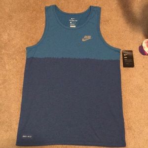Nike tank