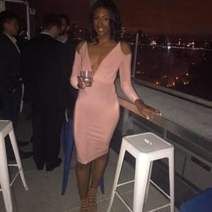 Meet your Posher, Mia