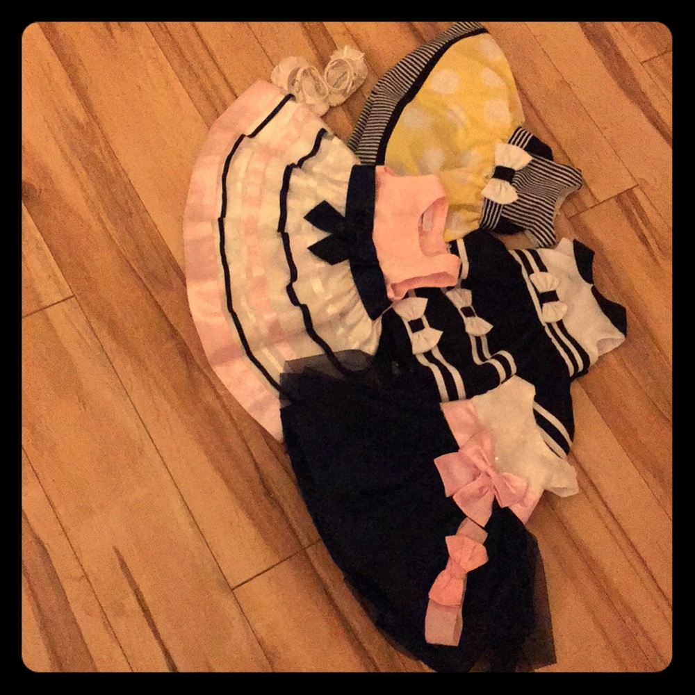 Bonnie Baby (0-3 months) baby girl clothing bundle