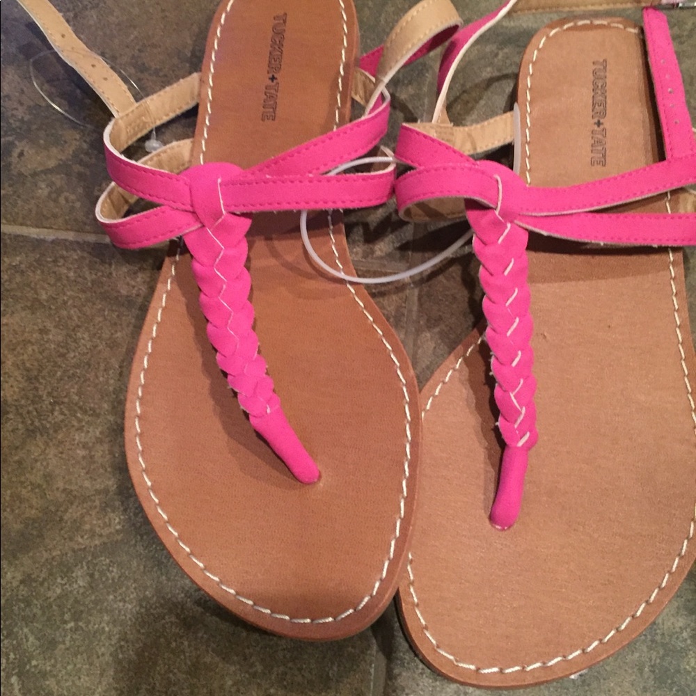 NEW Tucker + Tate sandal