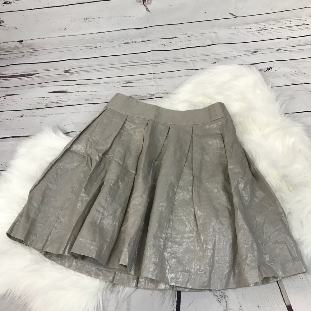 Banana Republic 0P Silver Foil Pleated Skirt - Picture 2 of 7