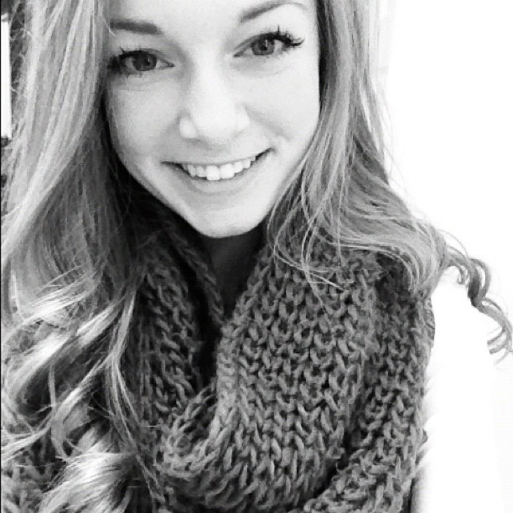 Meet your Posher, Nicole