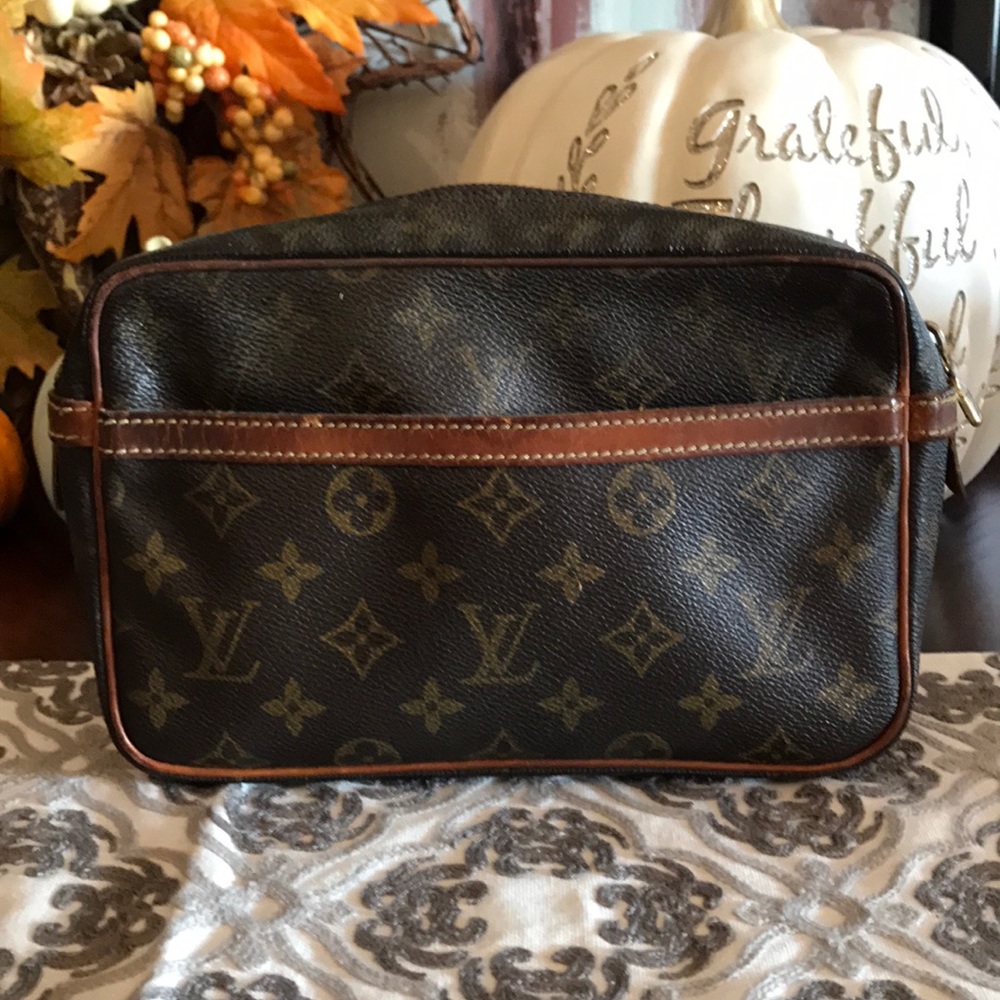 Authentic Louis Vuitton Compiegne 23