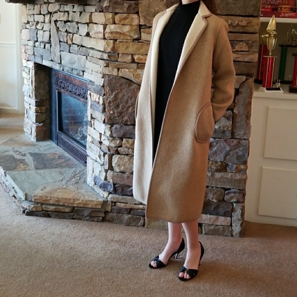 Lord & Taylor Jackets & Blazers - ♥️♥️ Lord & Taylor long vintage wool coat 10%off!!