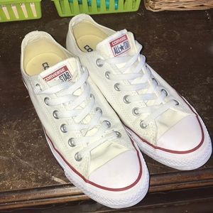 White Converse Chuck Taylor All Star Low Top
