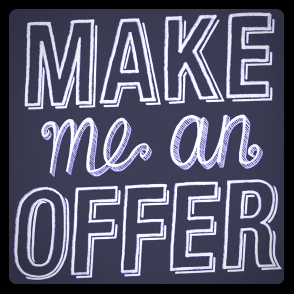Make an offer on any closet item! ❤️