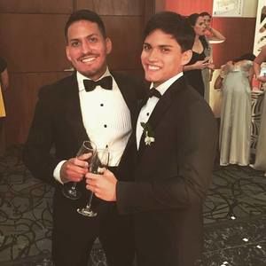 Meet your Posher, Alvaro