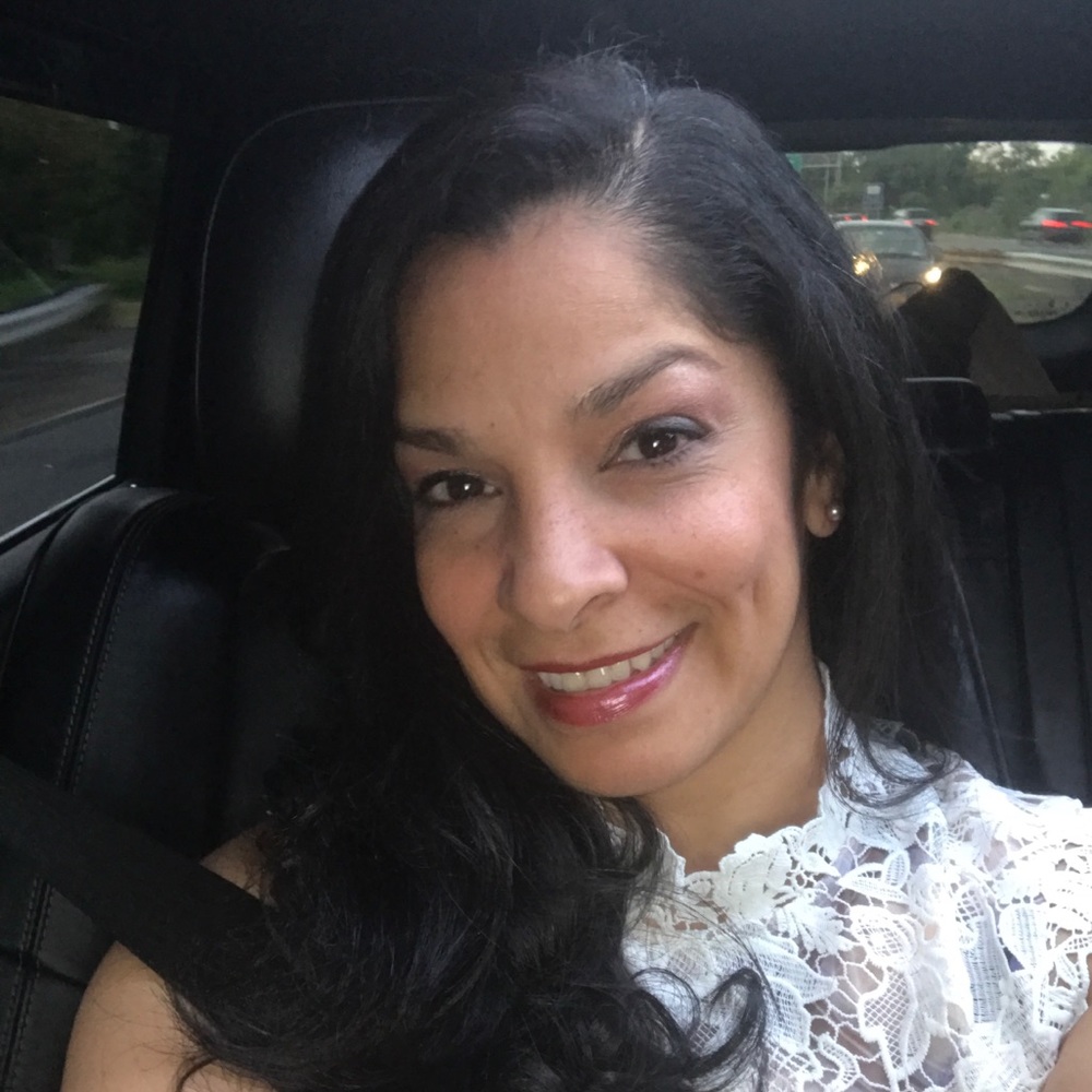 Meet your Posher, Cynthia