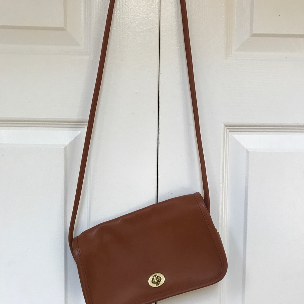 Coach Purse - Picture 4 of 8