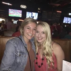 Meet your Posher, Kendra