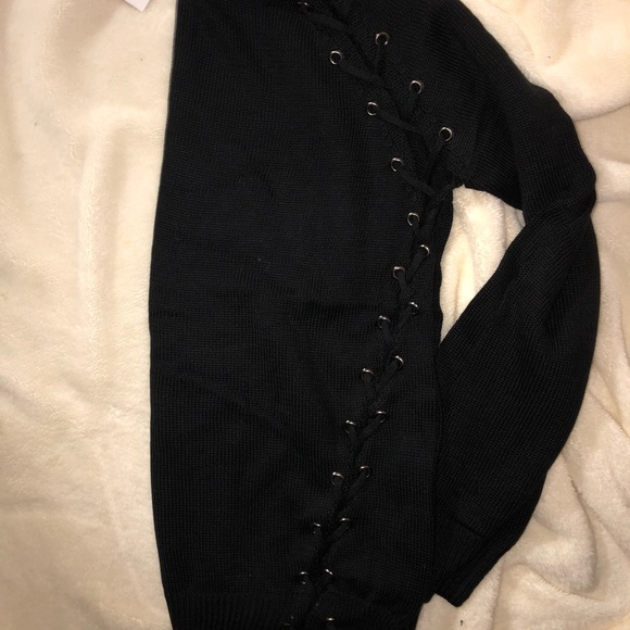 Side lace up sweater - Picture 3 of 5