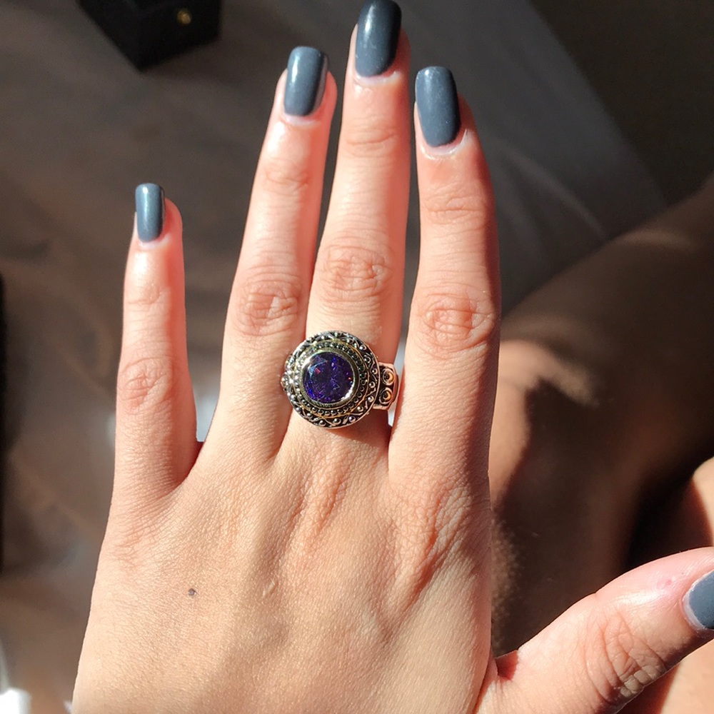 Two Tone Ring! - Picture 4 of 4