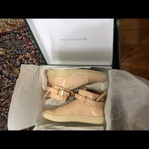 Buscemi’s 100mm clip Brand New