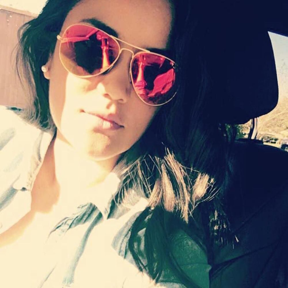 Meet your Posher, Carolina