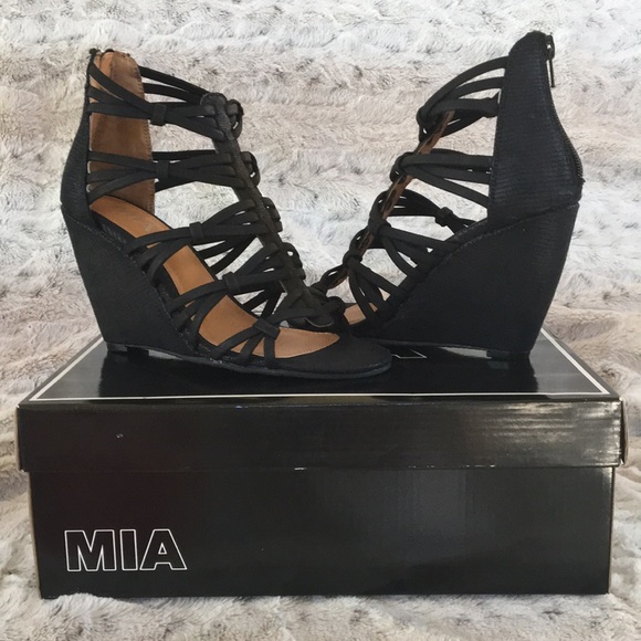 Mia Shoes - ‼️SALE‼️Mia Wedge Sandals - NIB