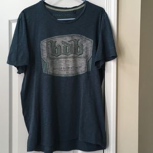 Buffalo tee. Great color, Sz. L