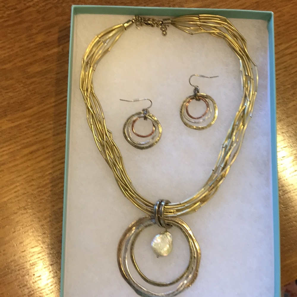 Copper, silver, and gold tone jewelry set