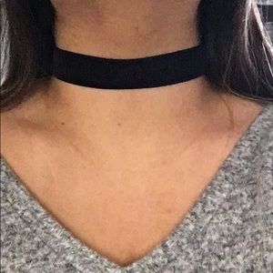 THICK BLACK CHOKER
