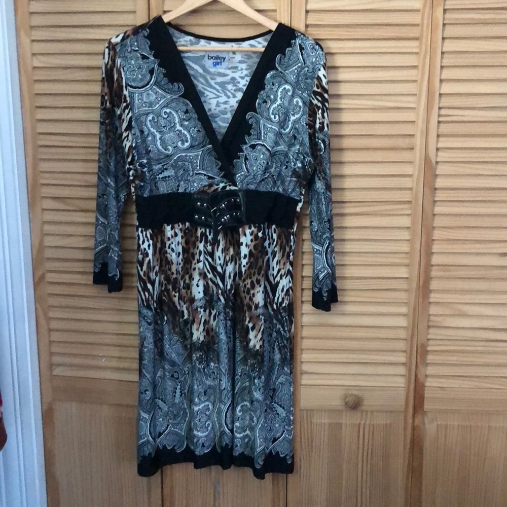 bailey girl dress size unknown but fits 14-16