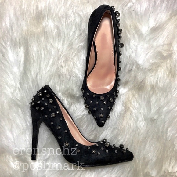 Shoes - Classic Studded Black Pointed Toe Pump