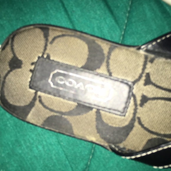 Coach flip-flops - Picture 3 of 3