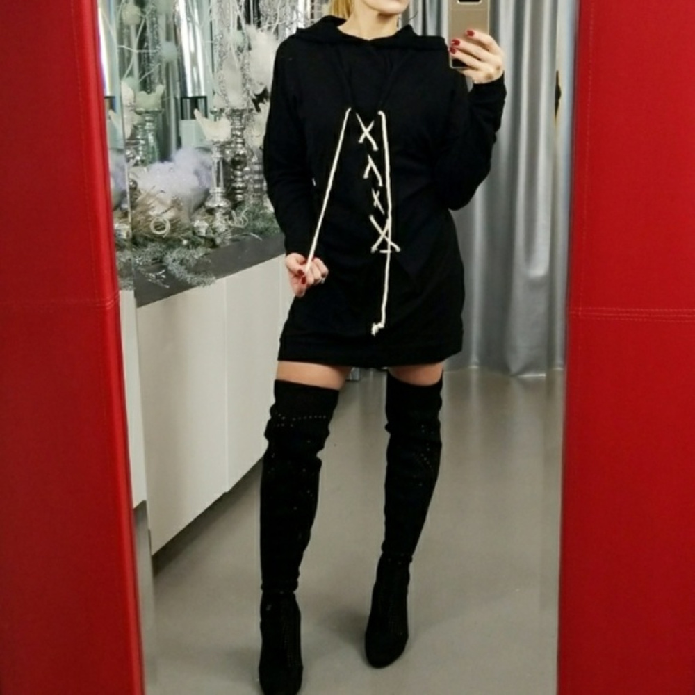 LAST 2OVERSIZED LACE-UP SWEATSHIRT DRESS - Picture 2 of 4