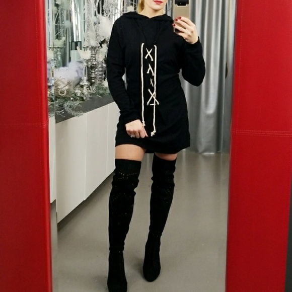 LAST 2OVERSIZED LACE-UP SWEATSHIRT DRESS - Picture 4 of 4
