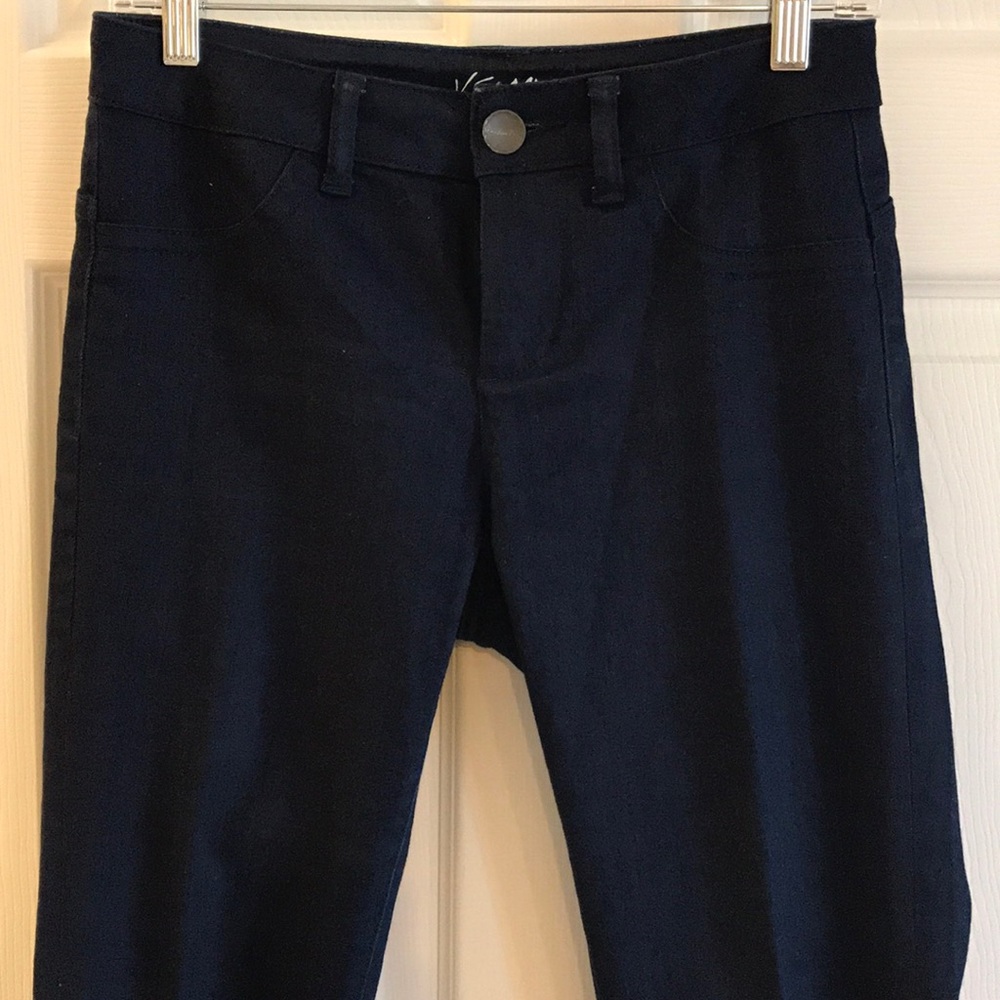 Dark blue, stretch jeans