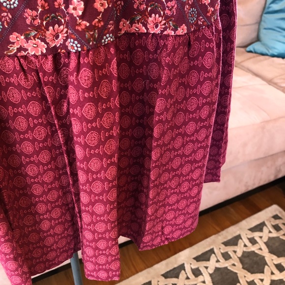 LAST ONE: SIZE SMALL FLORAL PRINT DRESS - Picture 3 of 7