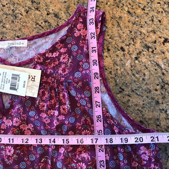 LAST ONE: SIZE SMALL FLORAL PRINT DRESS - Picture 7 of 7