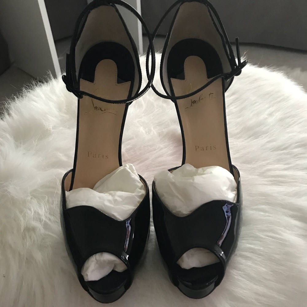 Aketata 120 patent black Christian Louboutin