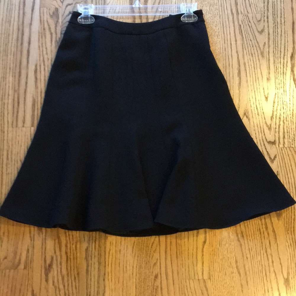 Nippon Boutique black knee length skirt