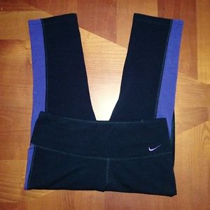 Nike capri leggings